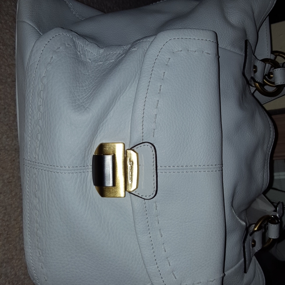 Makowsky white handbag